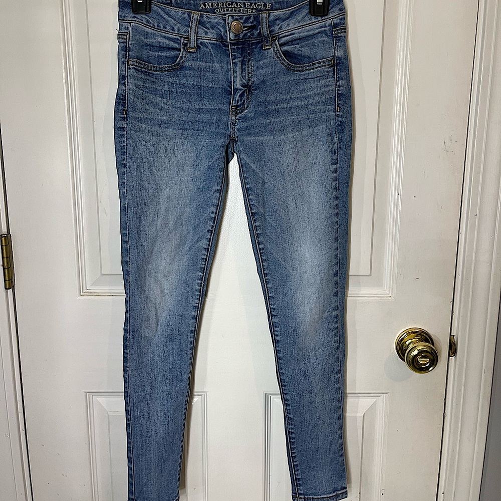 American Eagle Super Stretch Jegging Jeans- Size 2 Short